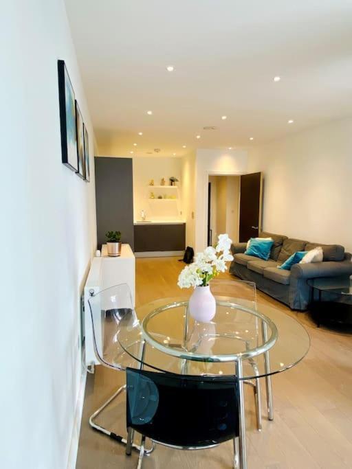 شقة Lovely 1 Bed Flat In North Kensington لندن المظهر الخارجي الصورة